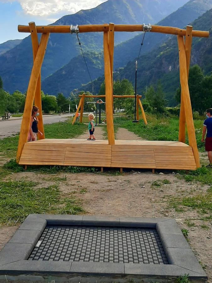 Bonic I Acollidor Triplex Amb Vistes Apartment Bohi Bagian luar foto